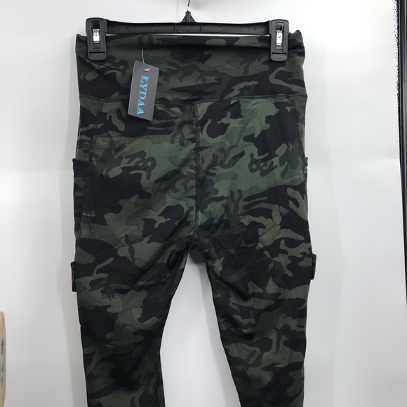 🆕Camouflage Cargo Jogger Leggings Pant w/Pockets comes with Sport Top - Picture 9 of 10